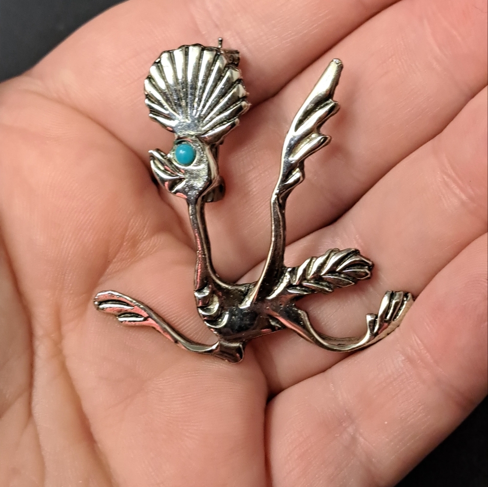 Silver Toned Road Runner Brooch With Turquoise Coloured Beaded Eye